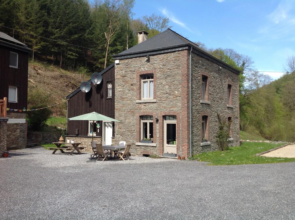 Le Vieux Moulin Bohan Luaran gambar